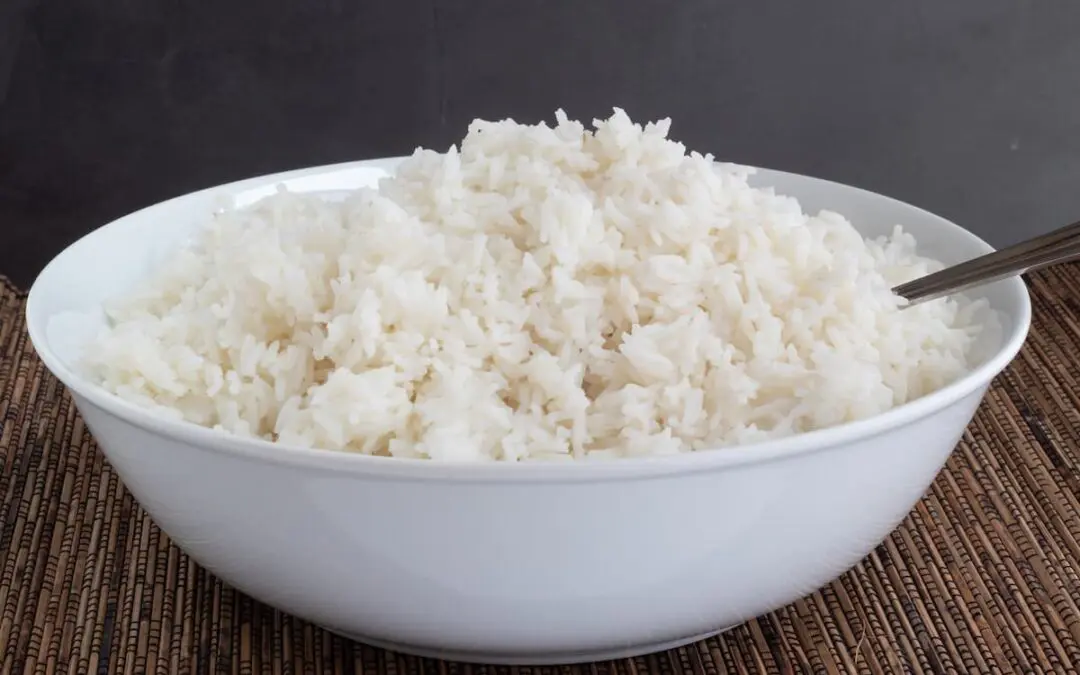 Indice glycémique du riz blanc: impact sur la santé et conseils