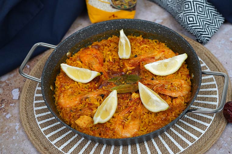البايلا المختلطة الإسبانية : وصفة إسبانية أصلية | دليلك خطوة بخطوة ...