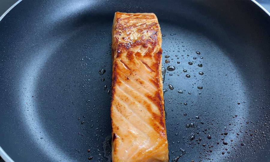 Saumon grillé avec riz : Cuisson du saumon