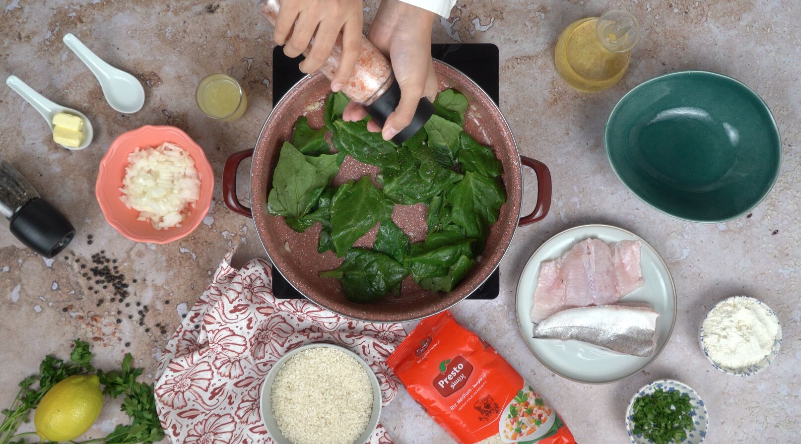 recette riz pour accompagner le poisson : Préparation des épinards