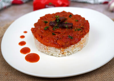 Riz et sauce tomate : une recette classique et délicieuse