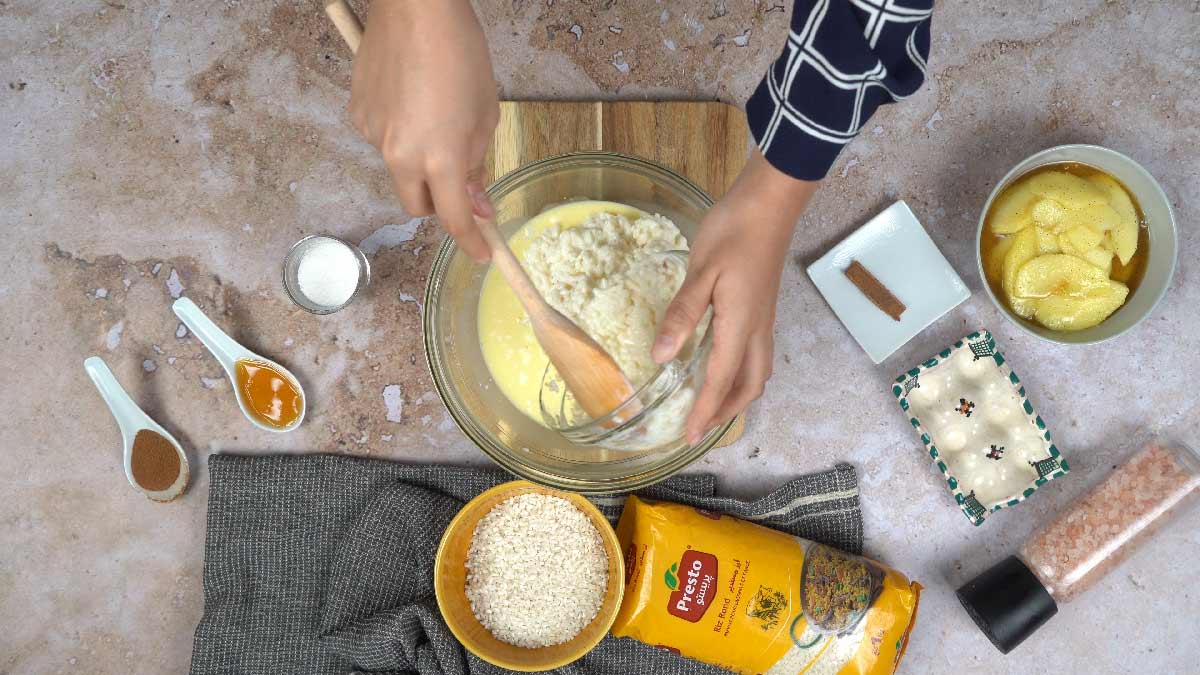 gateau de riz et pommes: Préparation du mélange de riz