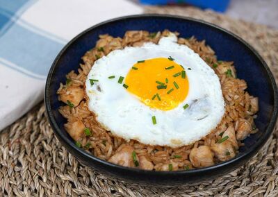 Recette de nasi goreng : riz frit indonésien