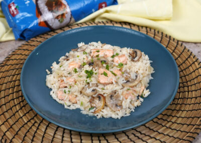 أرز بالسلمون: وصفة بسيطة ولذيذة