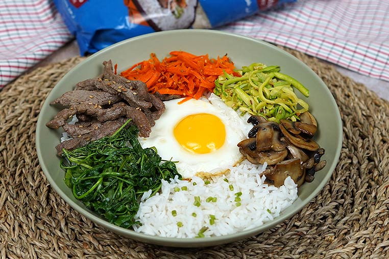 Foto de Bibimbap : Recette Traditionnelle Coréenne