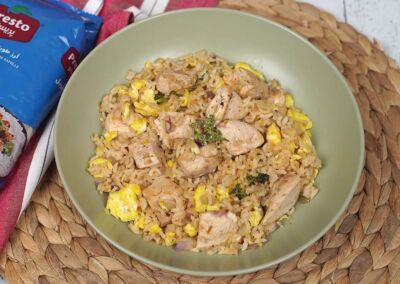الأرز بالدجاج