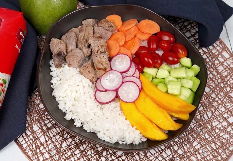 Foto de Recette de poke au thon, avocat et mangue