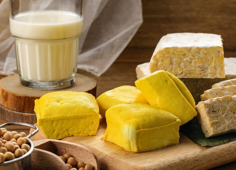 Soja et ses dérivés tofu, tempeh et lait