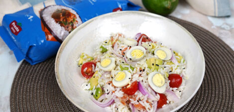 imagen receta سلطة الأرز مع الأفوكادو: وصفة طازجة ومغذية